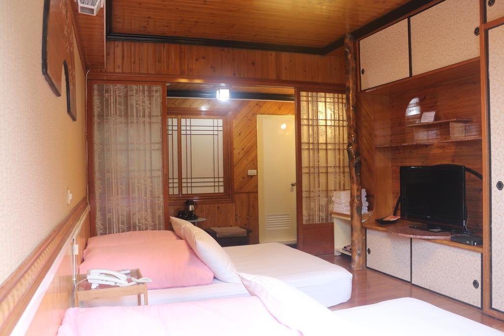 Wankou Hotel Жонгженг Екстериор снимка
